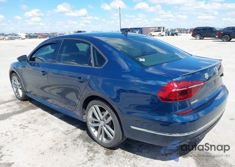 2018 Volkswagen Passat 2.0T R-Line/2.0T S из США, поврежденный, VIN 1VWAA7A34JC009932